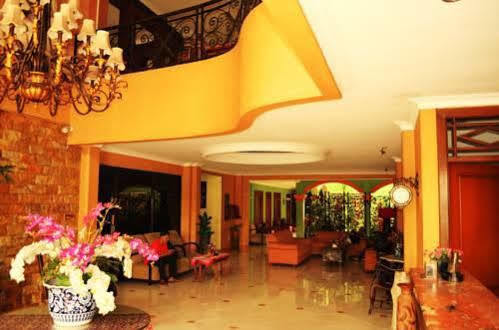 Mahadria Hotel Serang Exterior photo